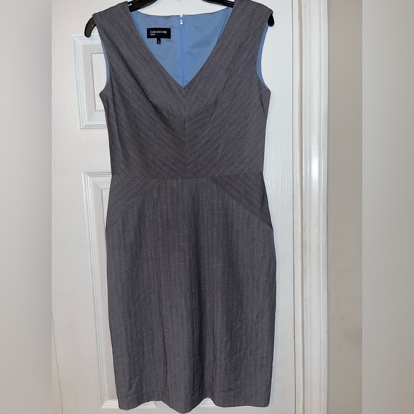 Jones New York Dresses & Skirts - Jones New York Pinstripe Dress, Size 4